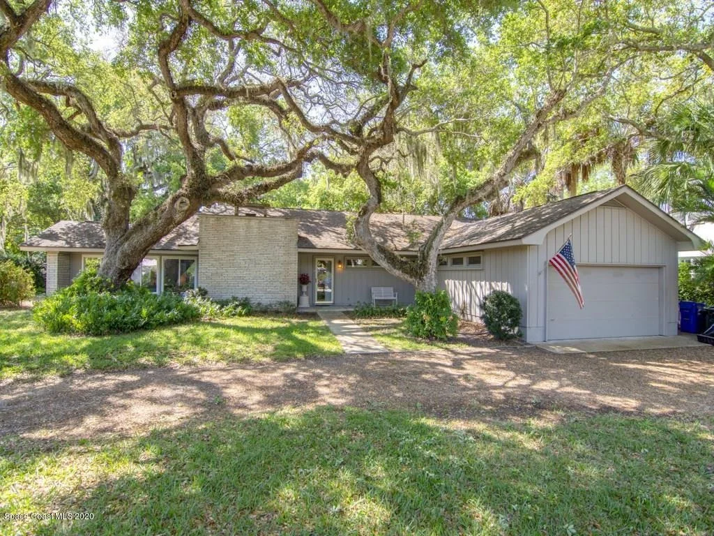 Photo of 646 Camelia Lane