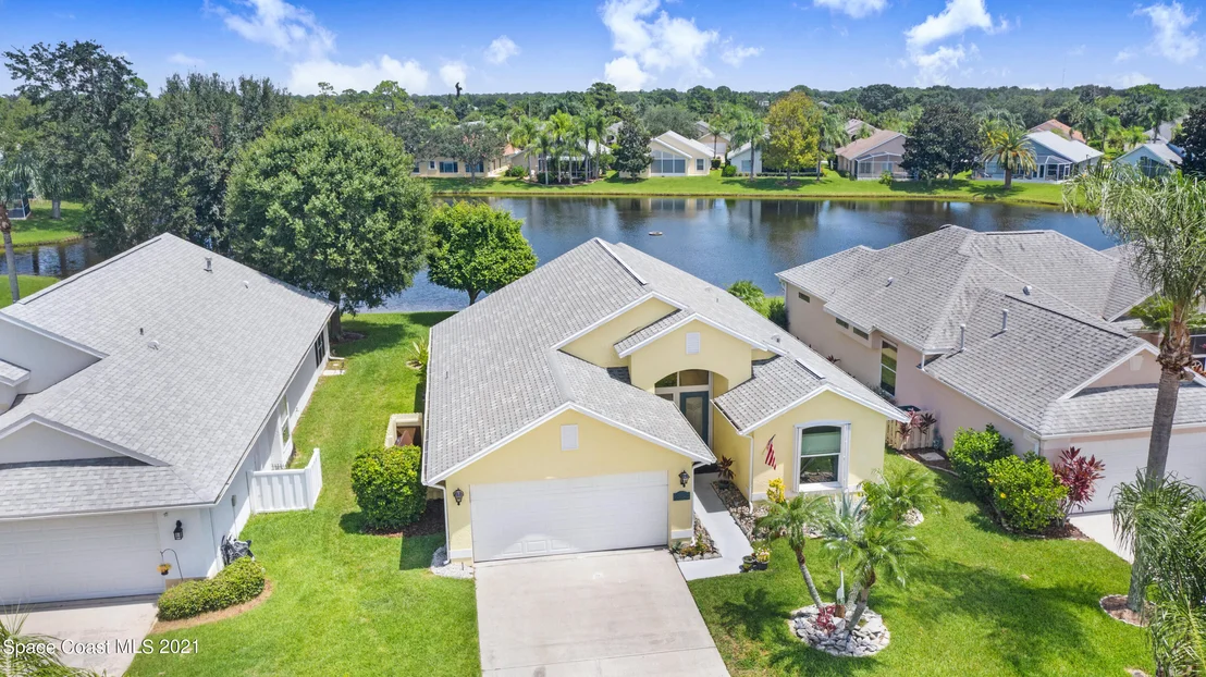Photo of 2589 Addington Circle
