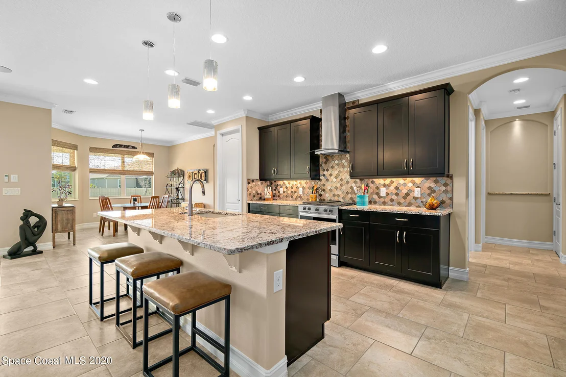 Photo of 7684 Poulicny Lane