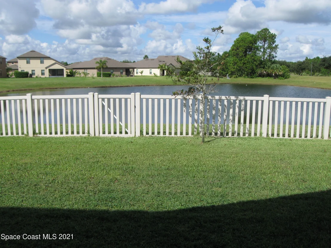 Photo of 451 Trymore Drive SE