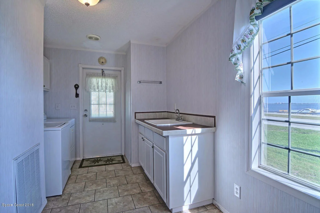 Photo of 7585 Agawam Road