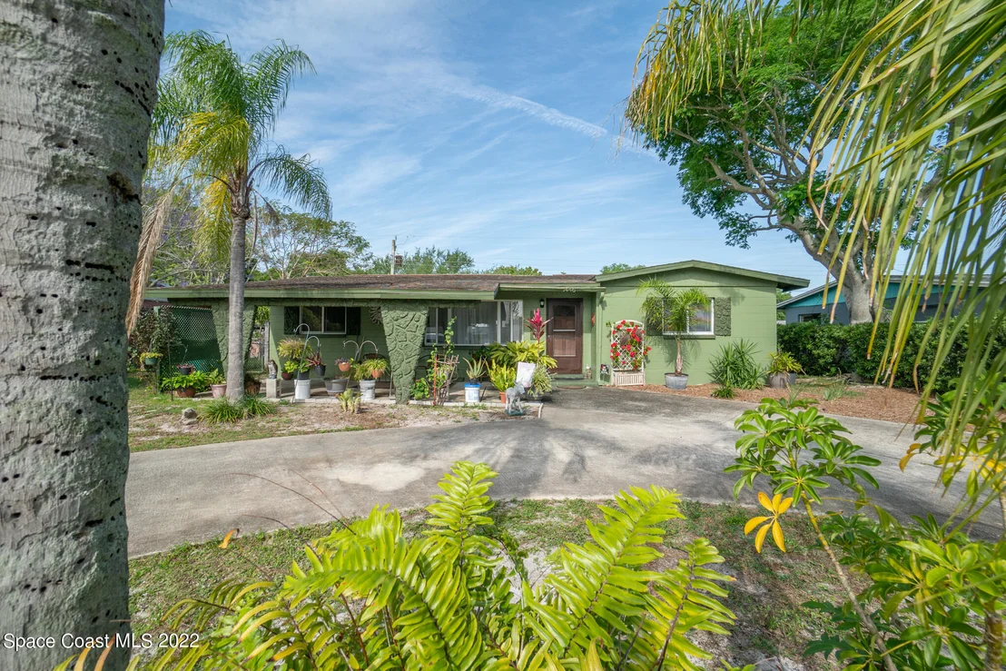 Photo of 1446 Stanley Drive