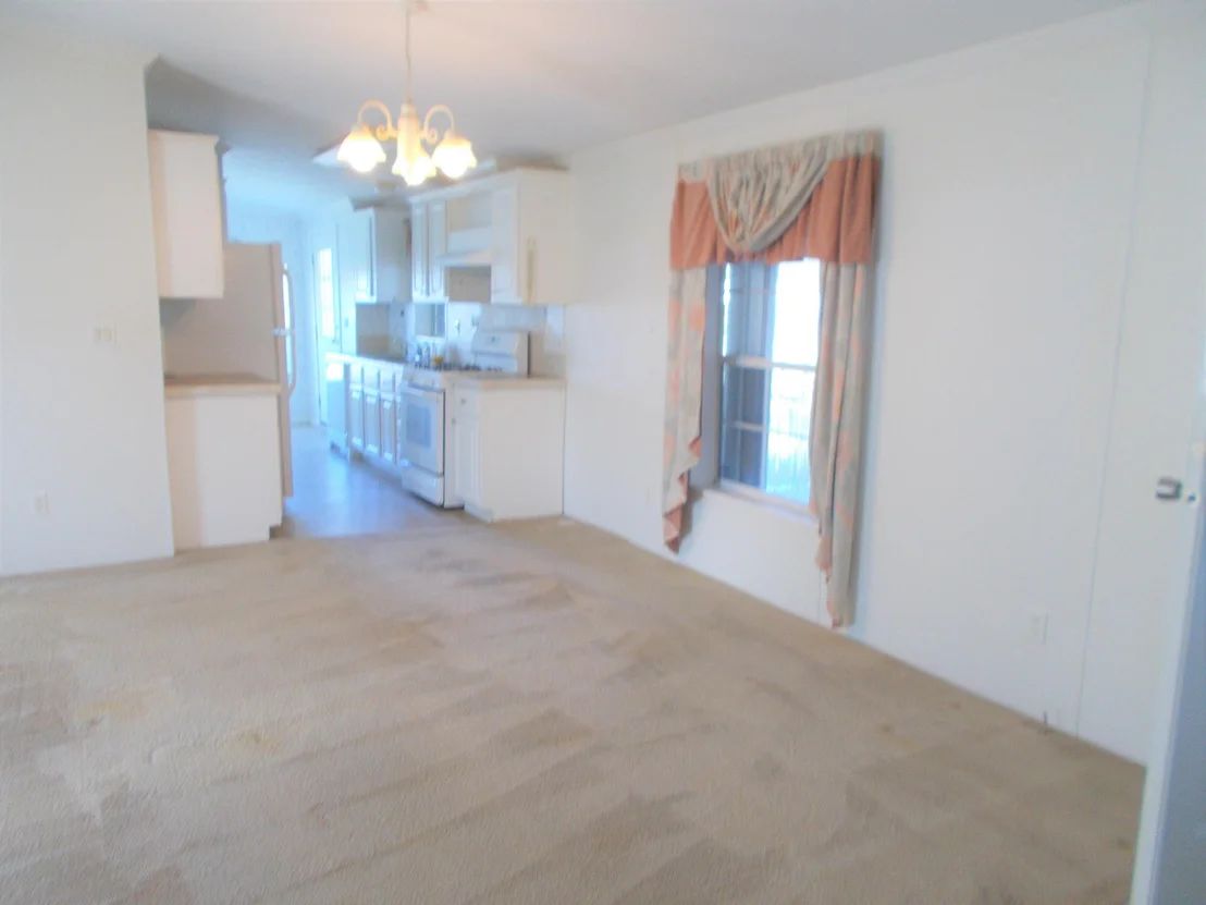 Photo of 915 W Cashew Circle W
