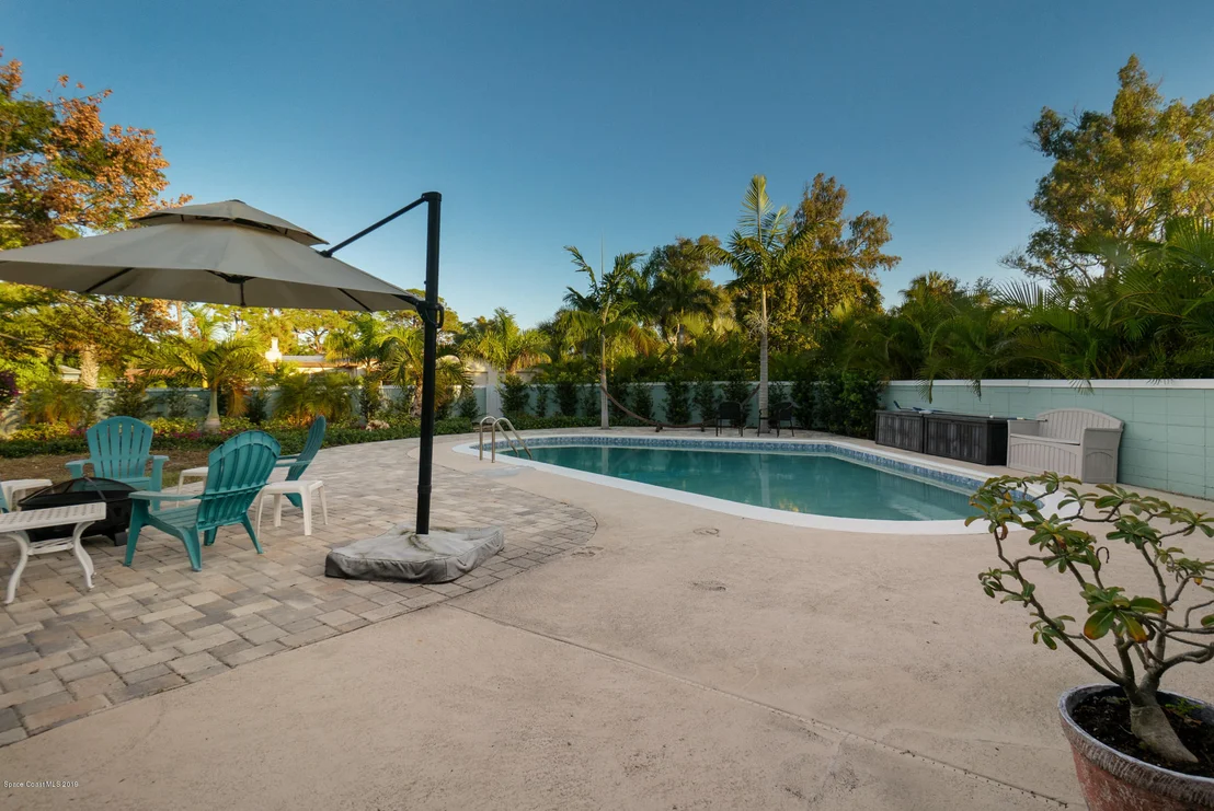 Photo of 905 Magnolia Drive