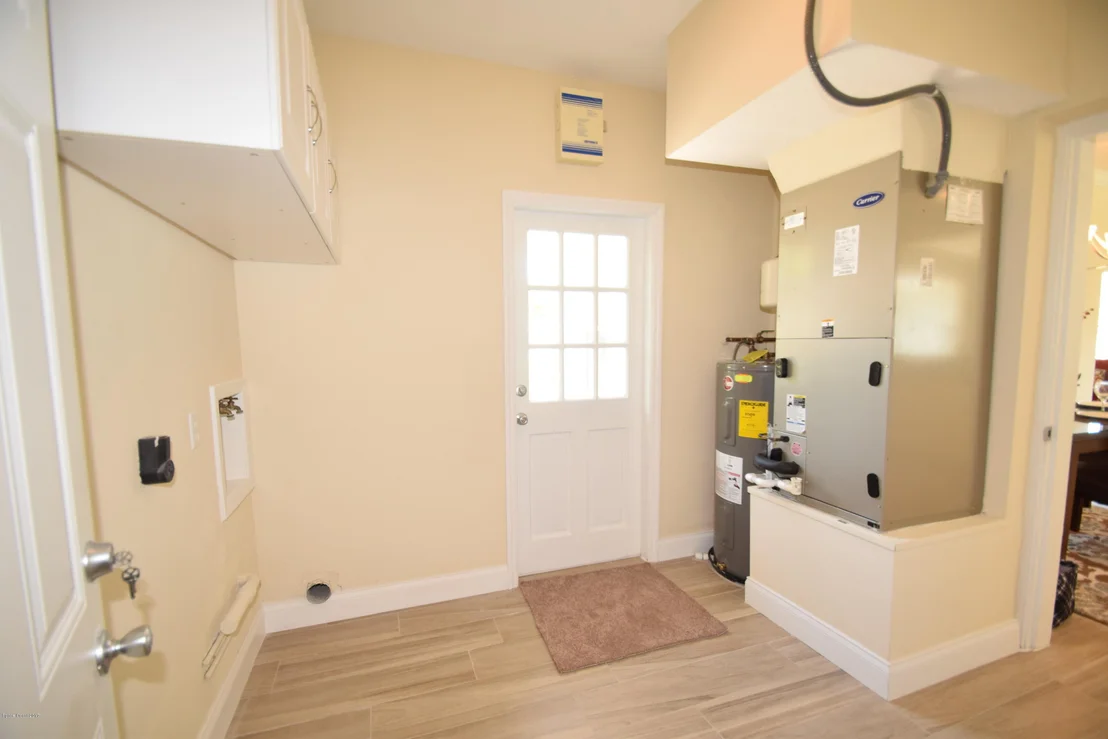 Photo of 430 Seabreeze Drive