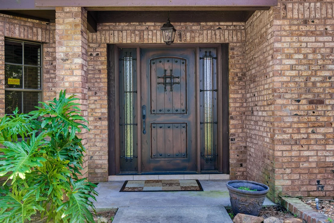 Photo of 4565 Lake Washington Road