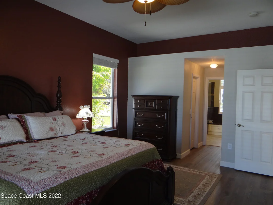 Photo of 3100 Huntleigh Way