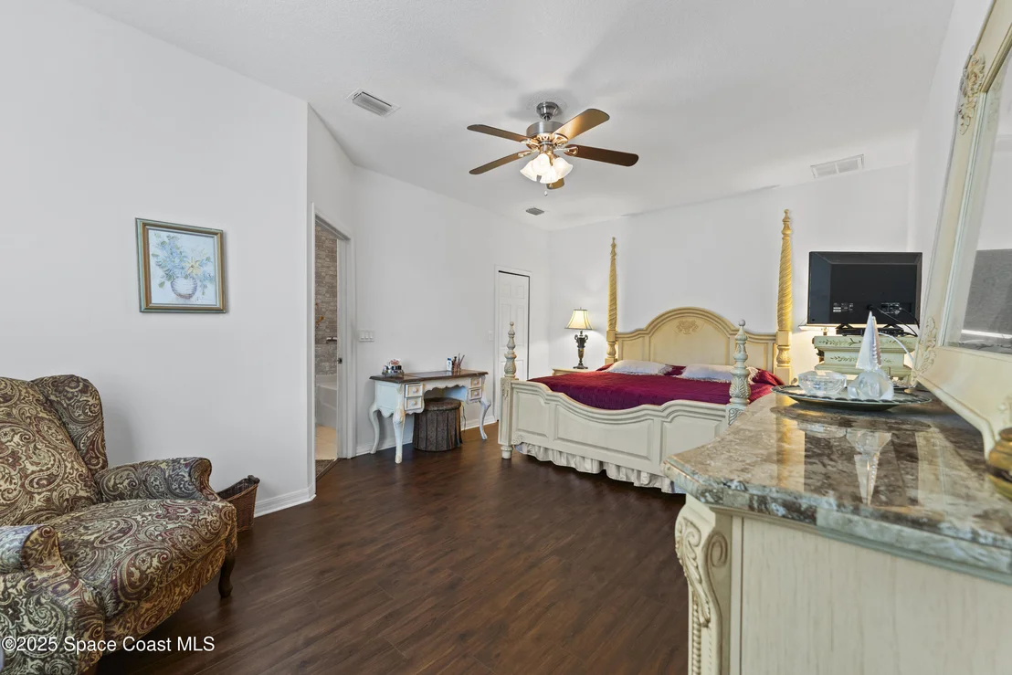 Photo of 813 Del Mar Circle