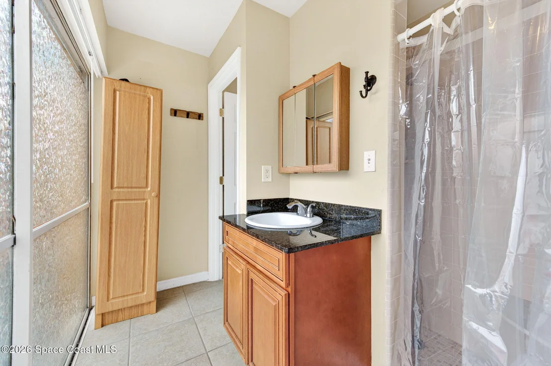 Photo of 719 Bianca Drive NE