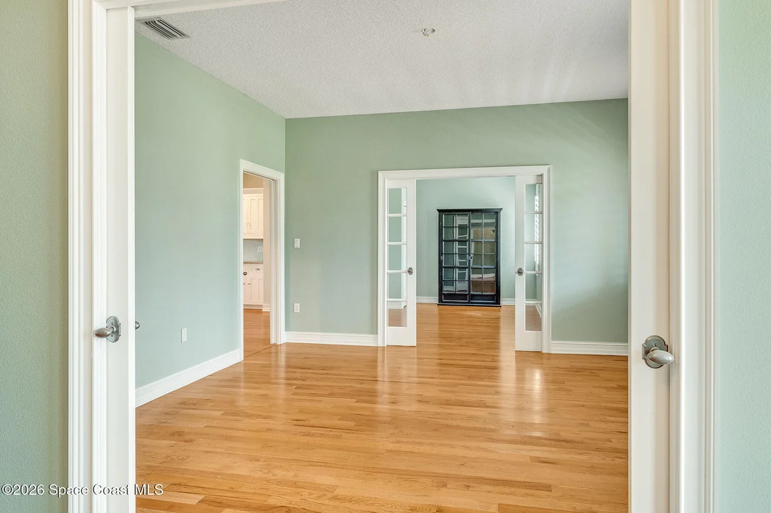 Photo of 2326 Holder Road