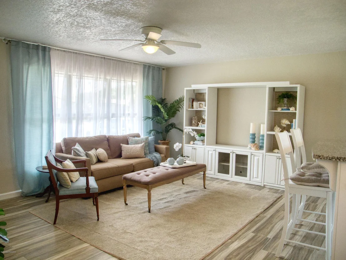 Photo of 220 Melaleuca Drive