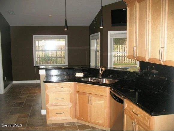 Photo of 2426 Oakcrest Lane