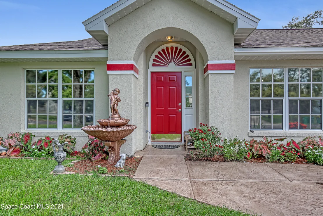 Photo of 6380 Manila Drive