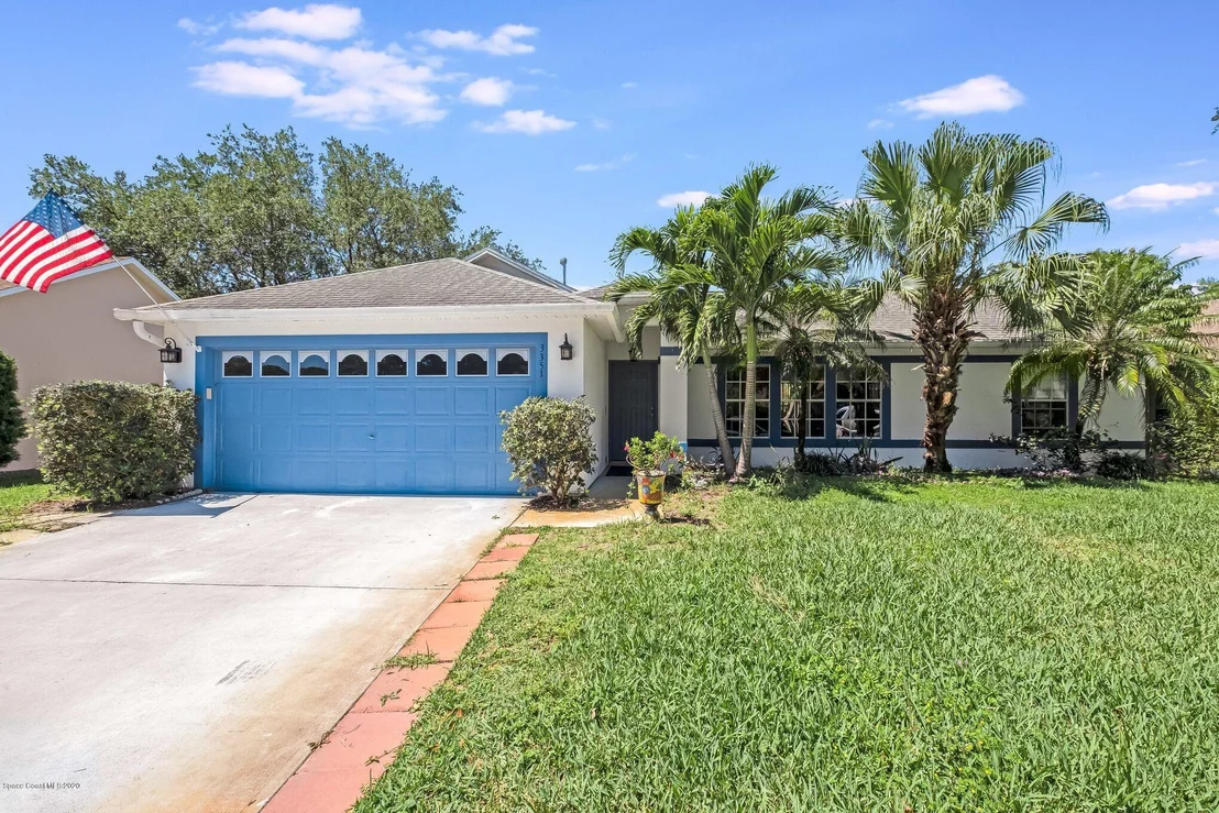 Photo of 3351 Lake View Circle