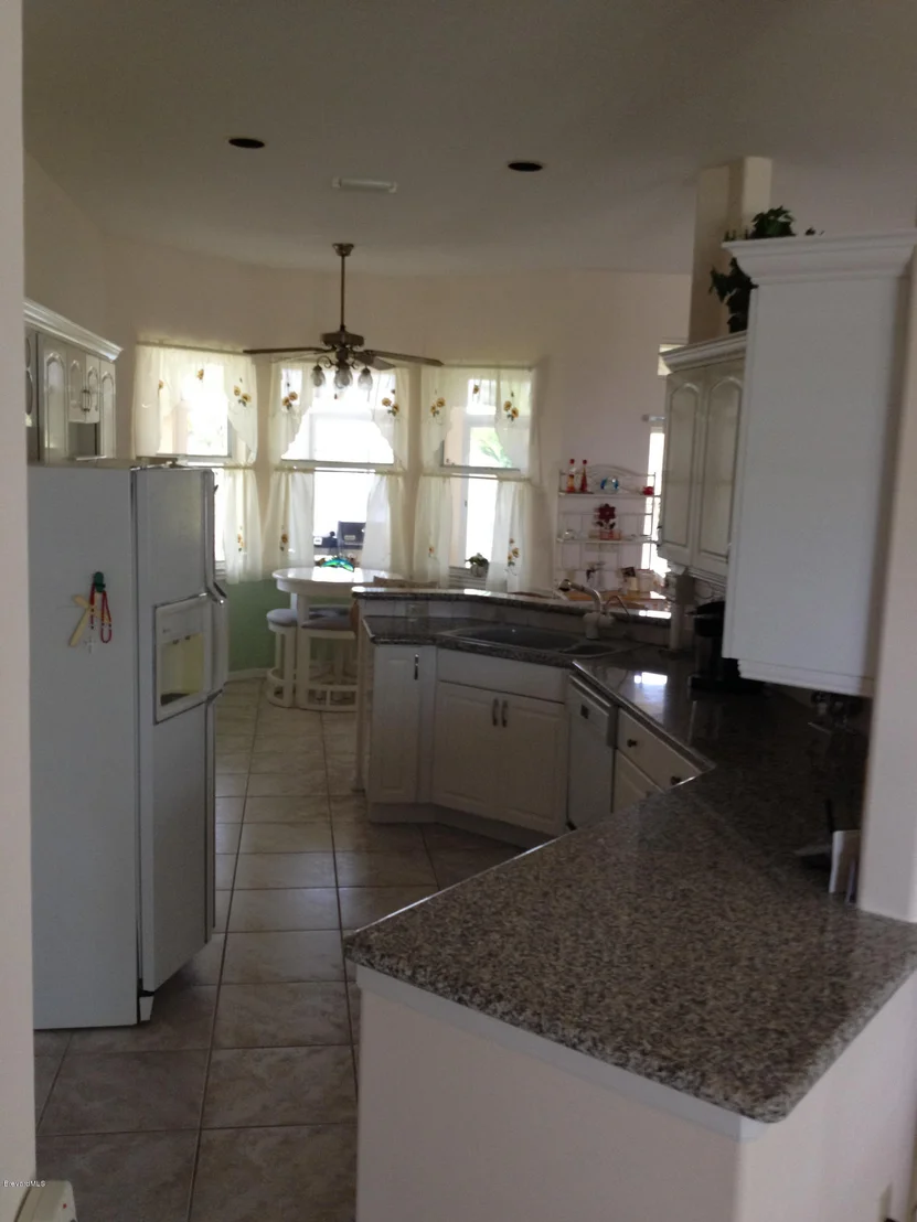 Photo of 2374 Golf Vista Boulevard