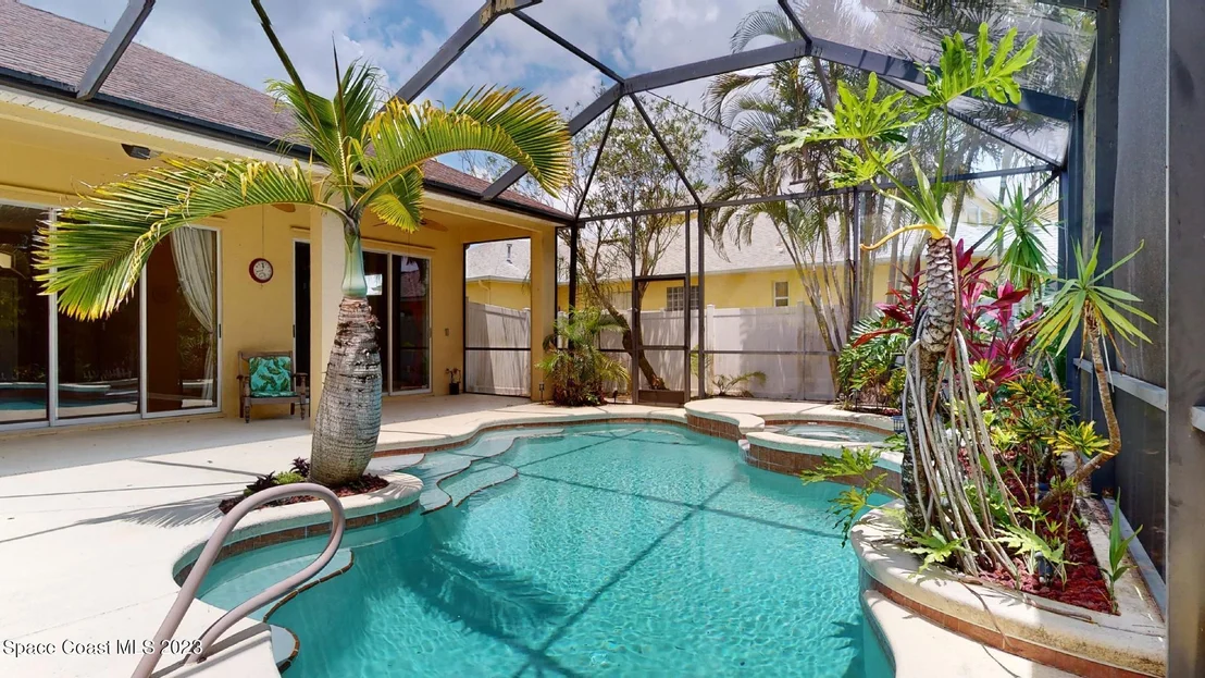 Photo of 3356 Peninsula Circle