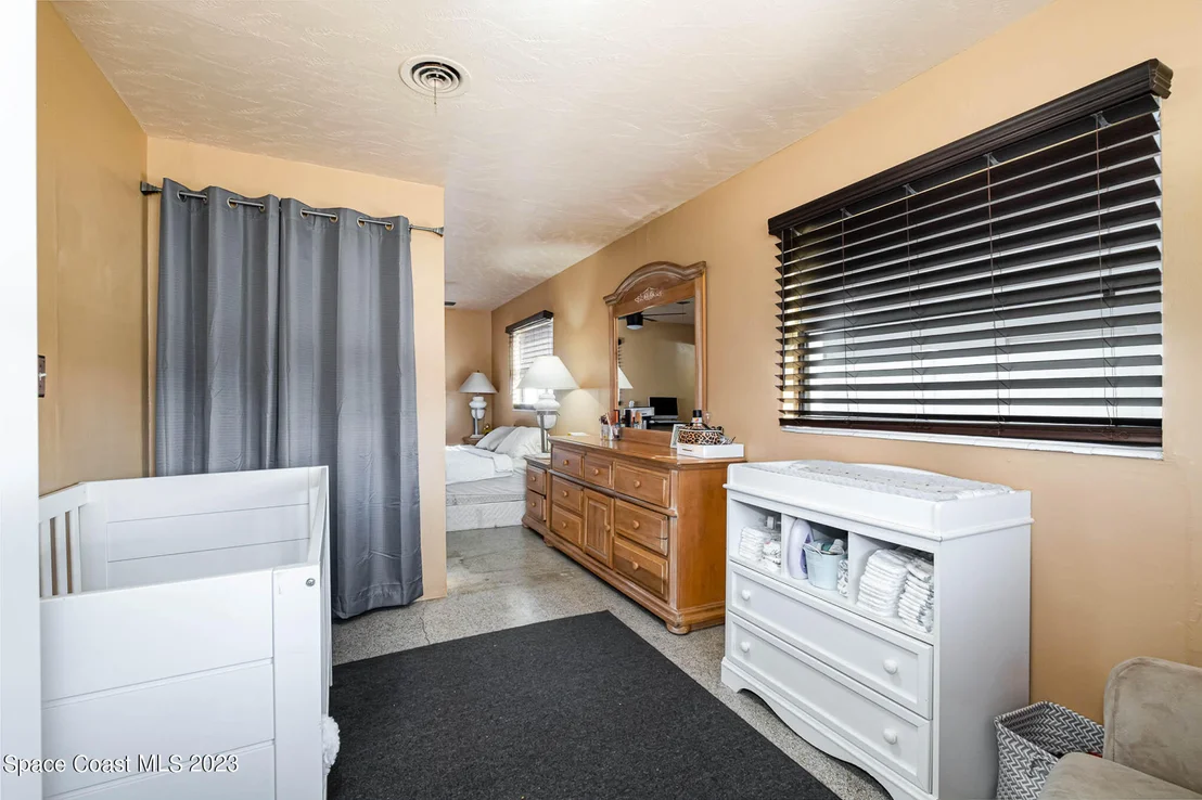 Photo of 2710 Locksley Road