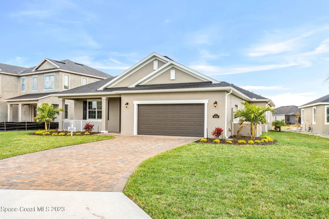 Photo of 8100 Lucent Court