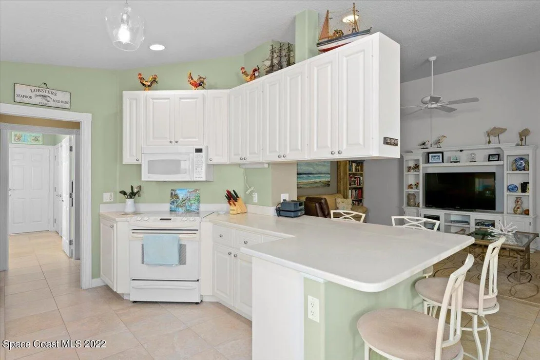 Photo of 3425 Hyperion Way SE
