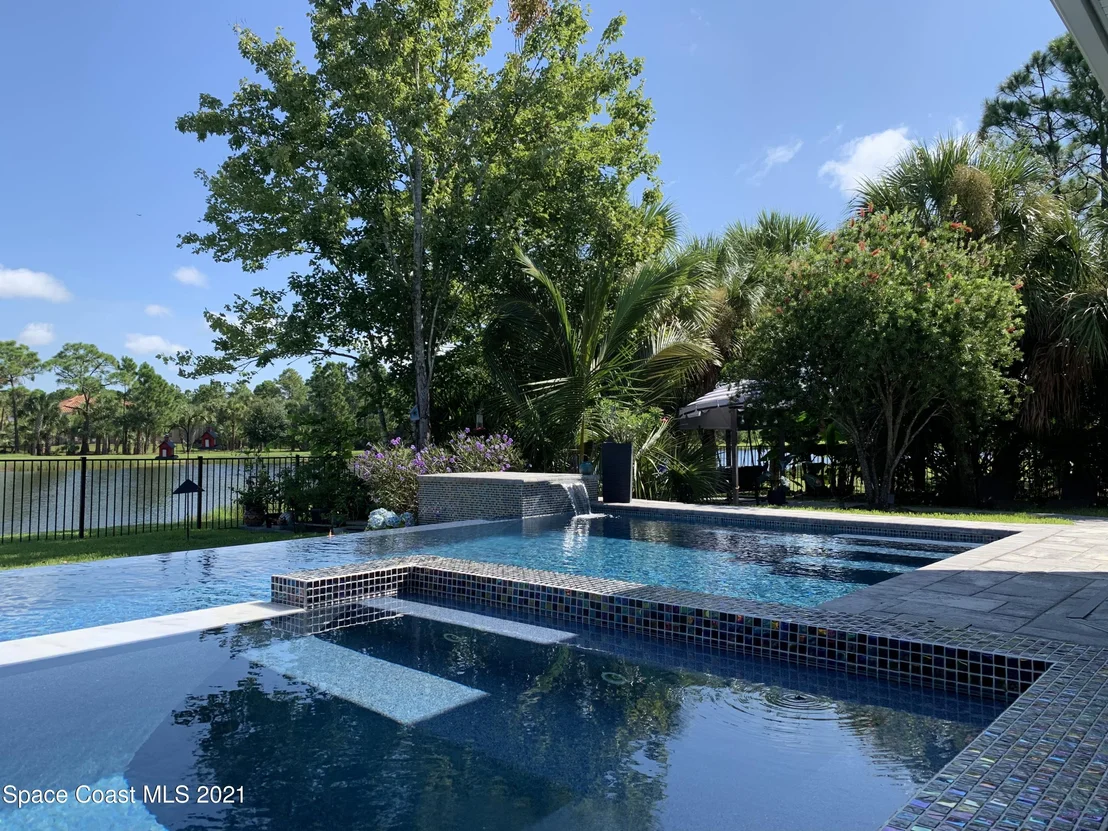 Photo of 2420 Pimlico Lane