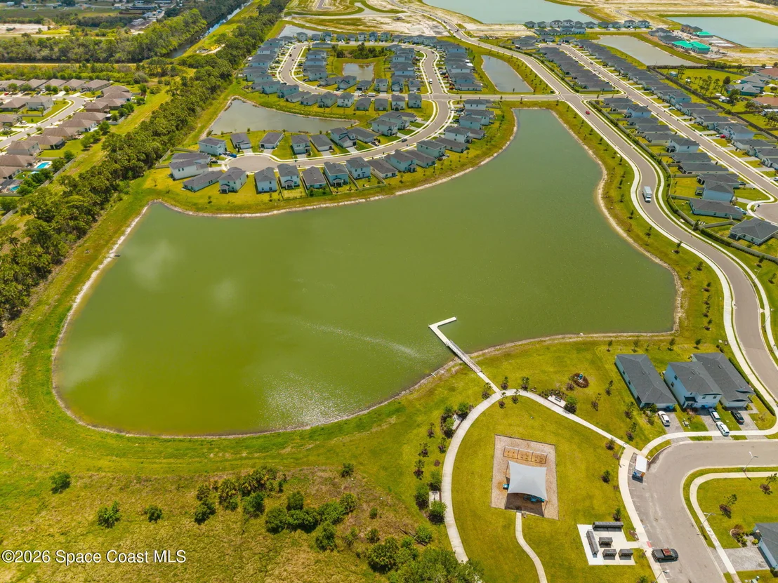 Photo of 826 Dockside Drive SW