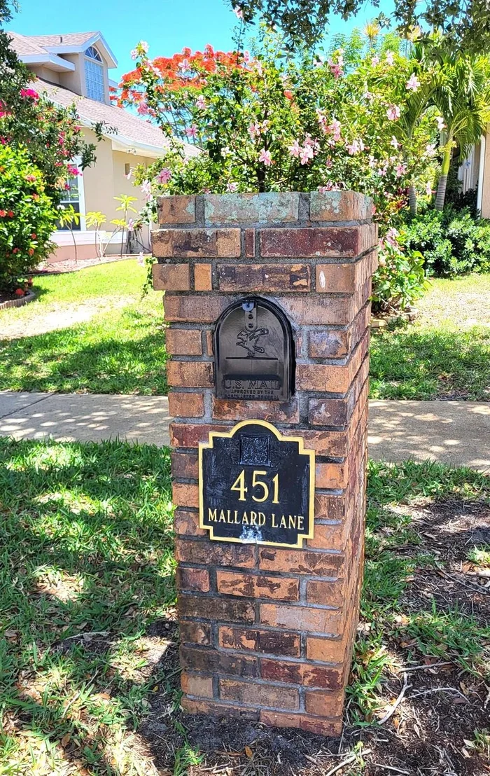 Photo of 451 Mallard Lane