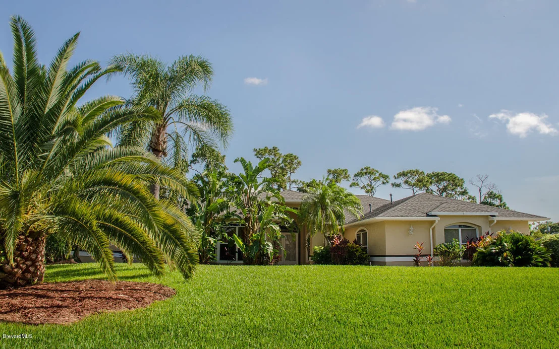 Photo of 4680 Canard Road
