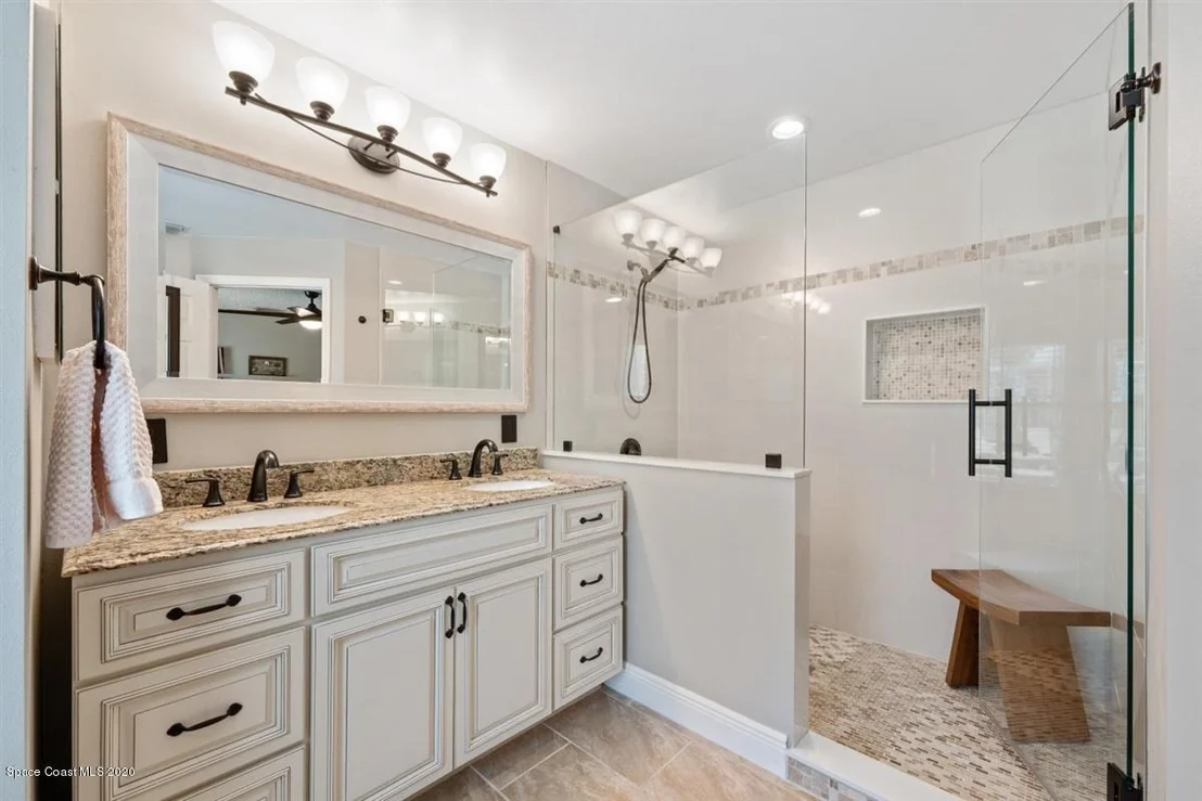 Photo of 962 Del Mar Circle