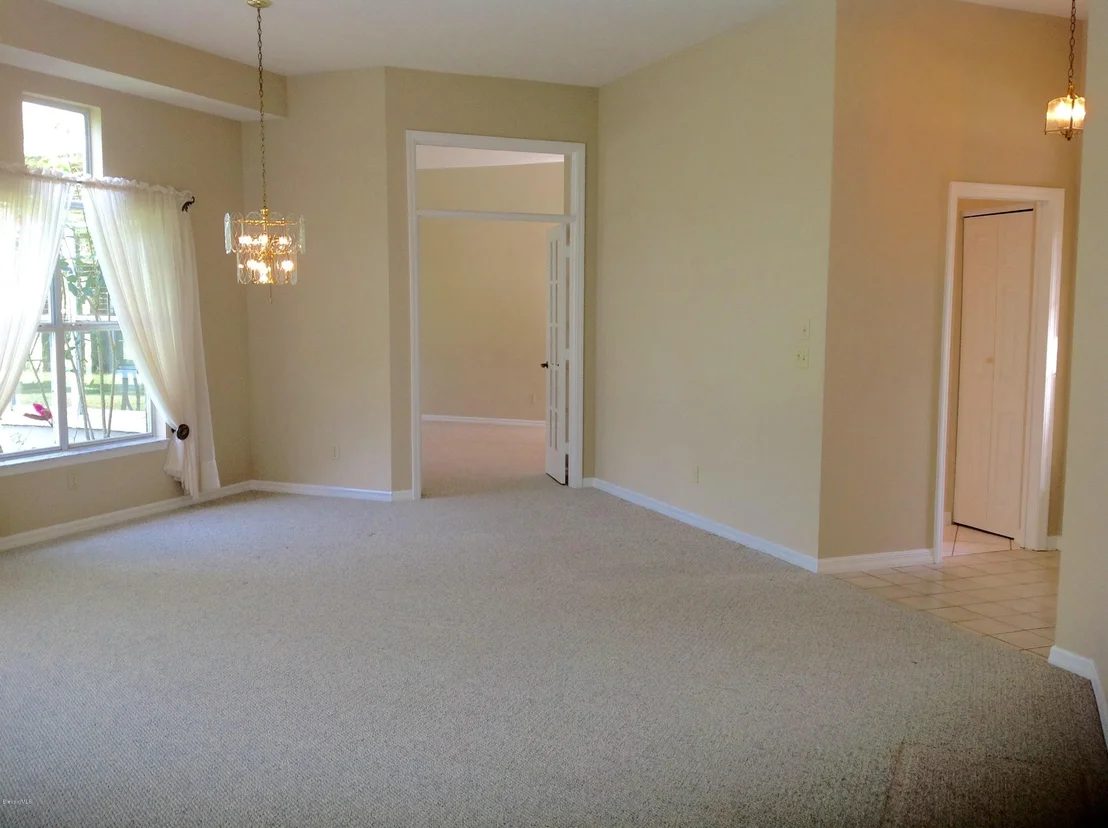 Photo of 4415 Canard Road