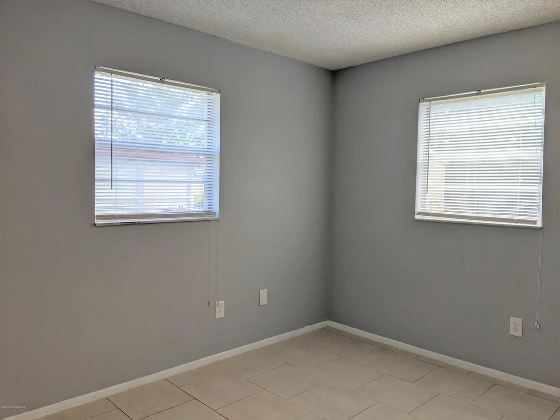 Photo of 409 Count Street