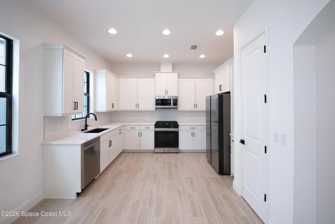 Photo of 2242 Salew Street