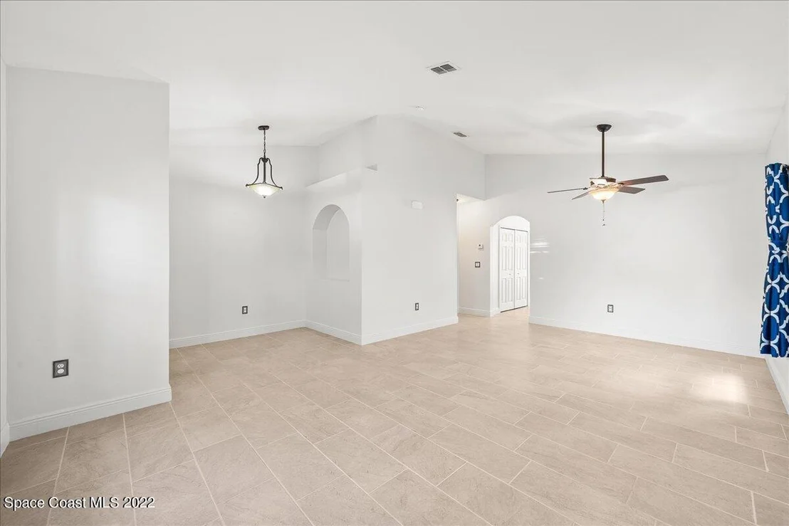 Photo of 1003 Hailey Street