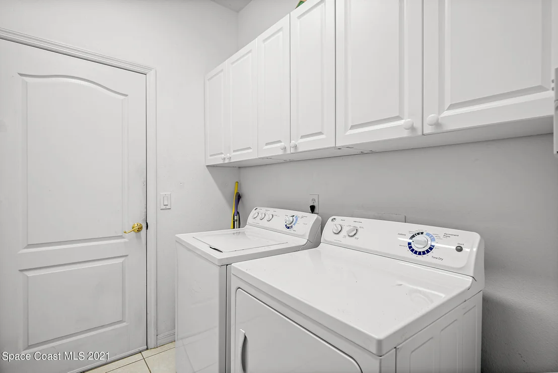 Photo of 5876 Arlington Circle