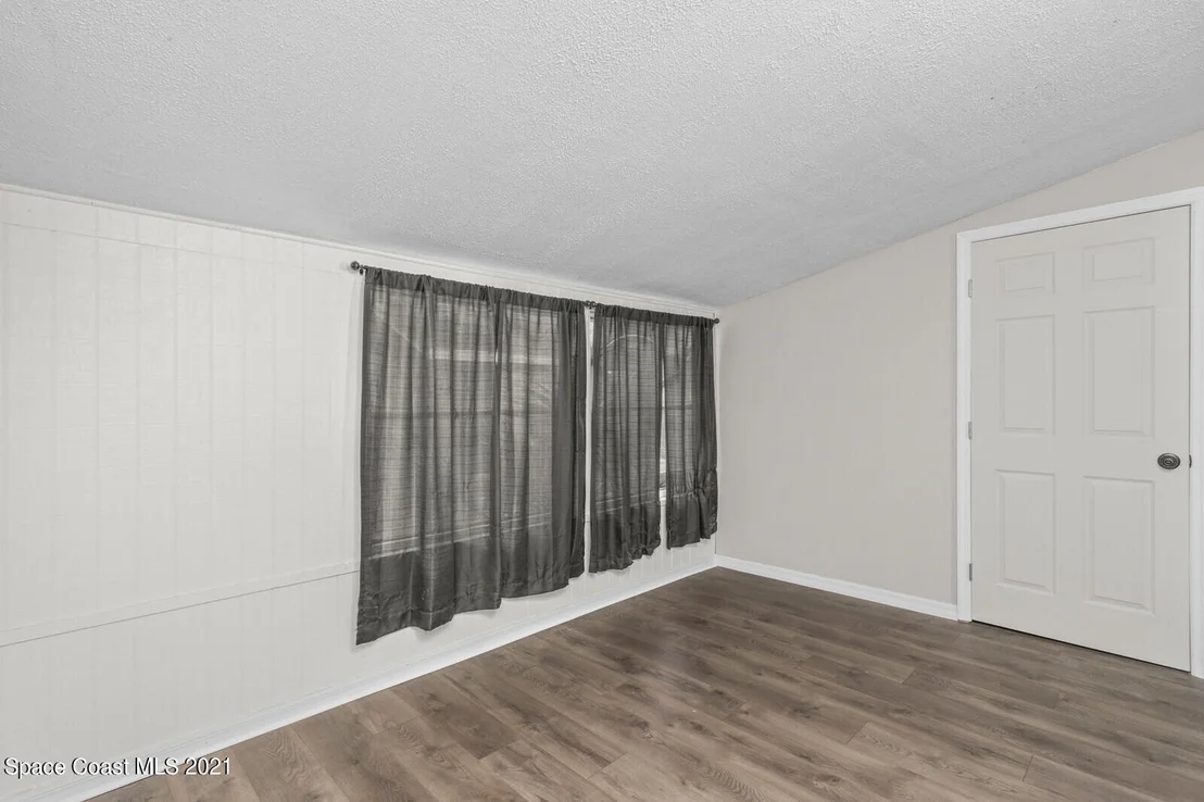 Photo of 2510 Spence Drive NE