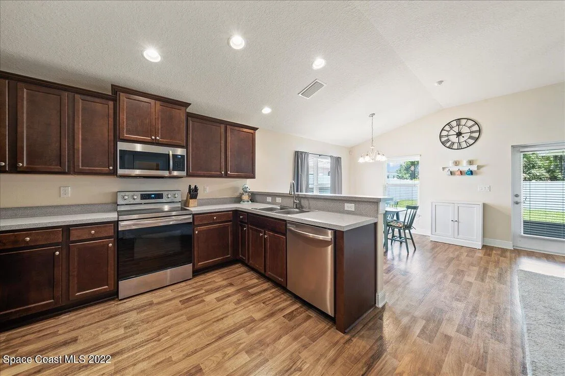 Photo of 458 Macon Drive