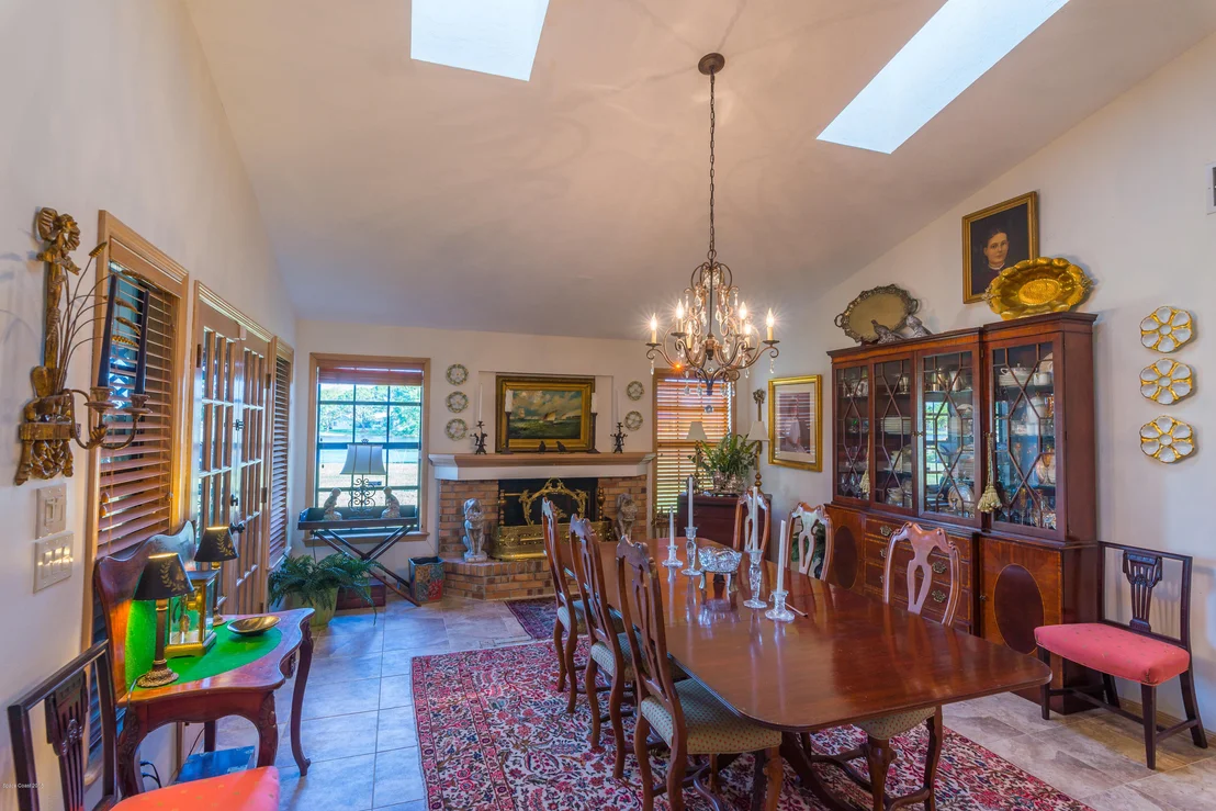 Photo of 577 Crystal Lake Drive