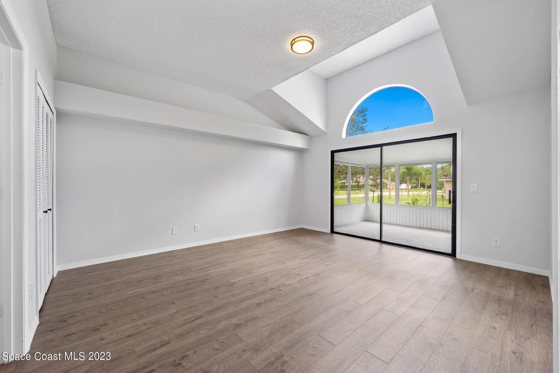 Photo of 817 Seven Gables Circle SE
