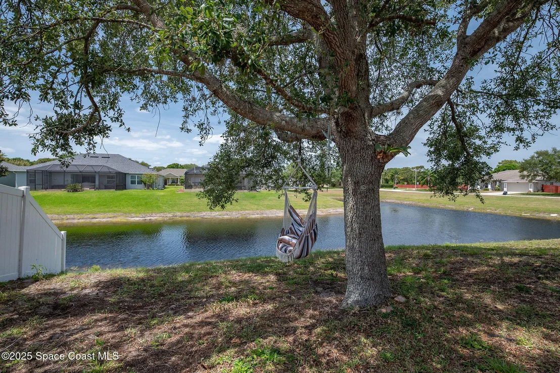 Photo of 1137 Morgan Circle NE
