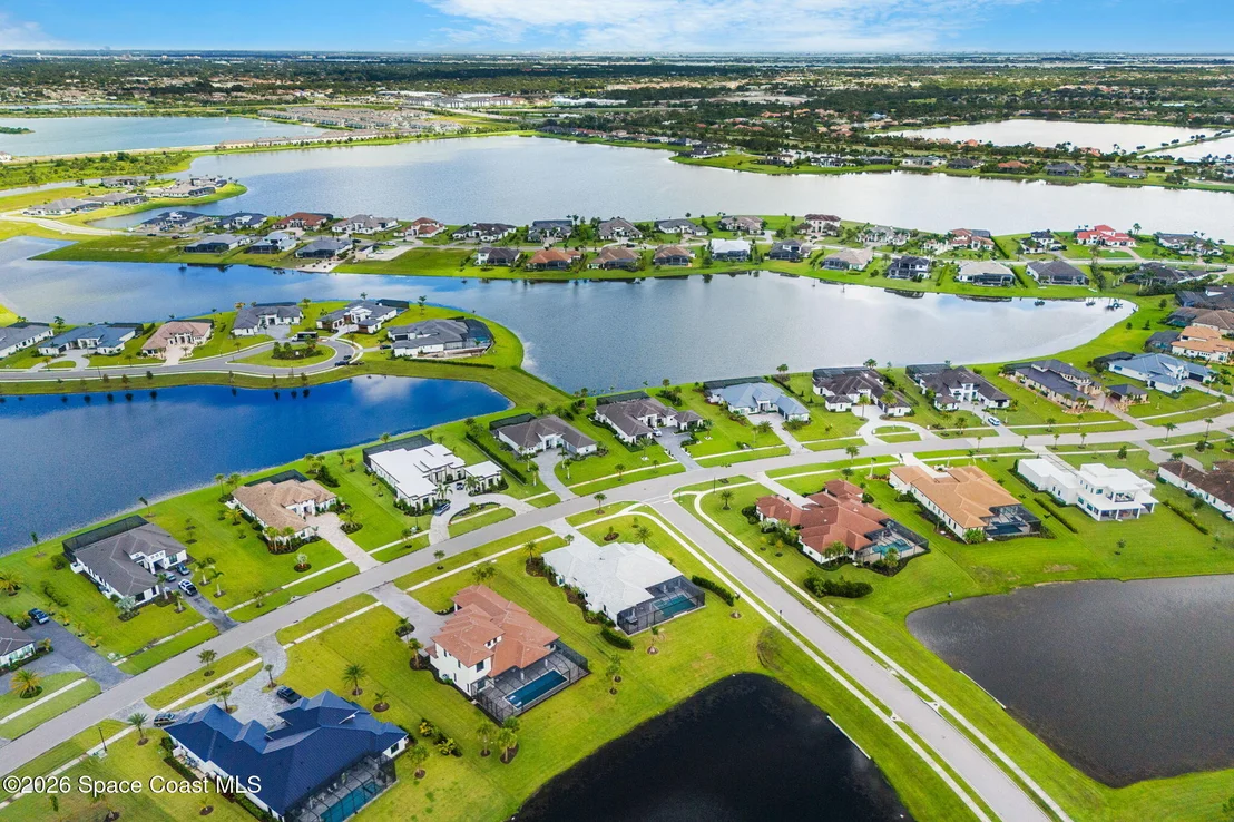 Photo of 3739 Lake Adelaide Place