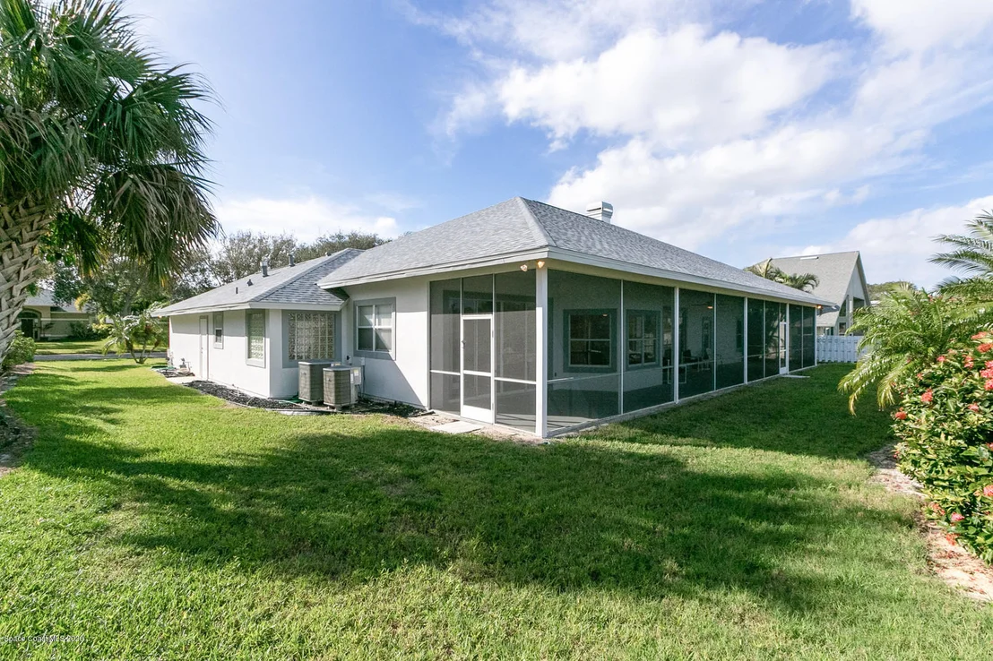Photo of 582 Sanderling Drive
