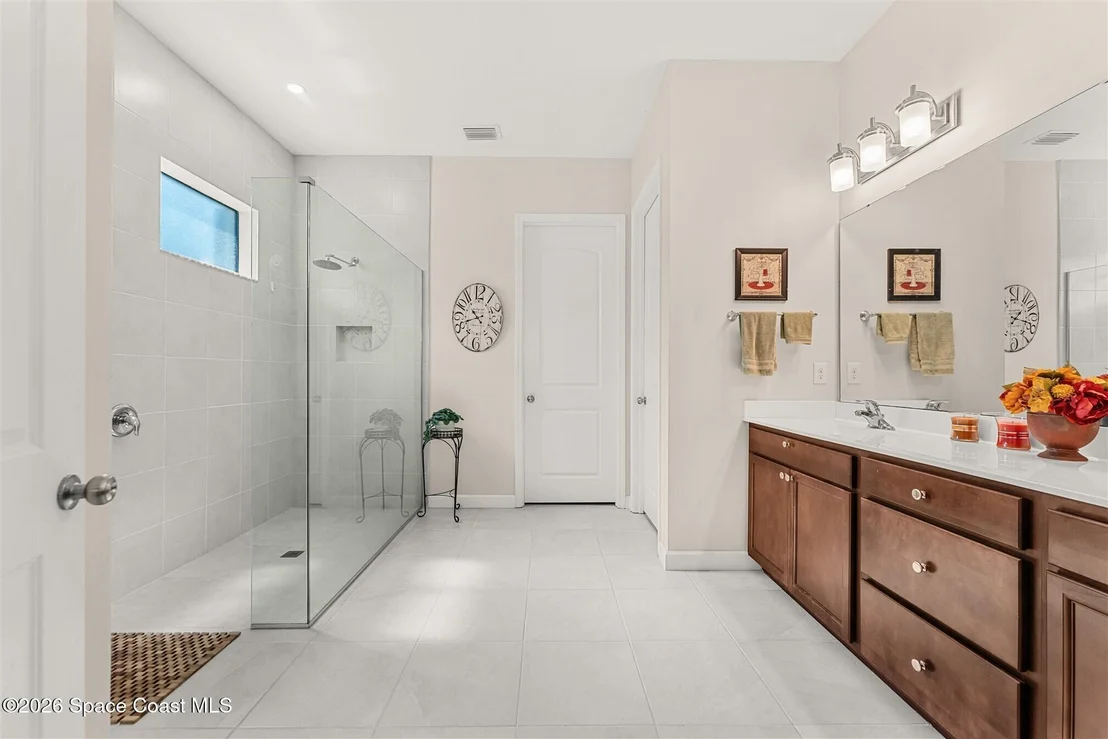Photo of 2889 Millennium Circle