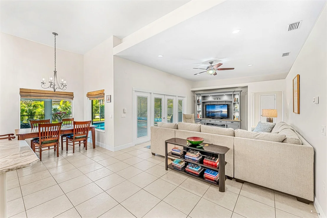 Photo of 1697 E Auburn Lakes Drive N