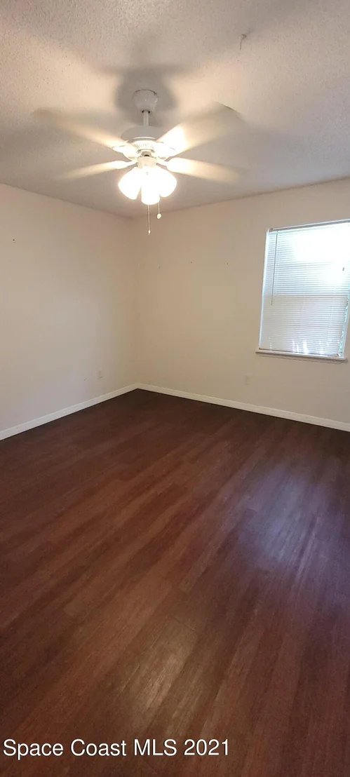 Photo of 5569 Flint Road