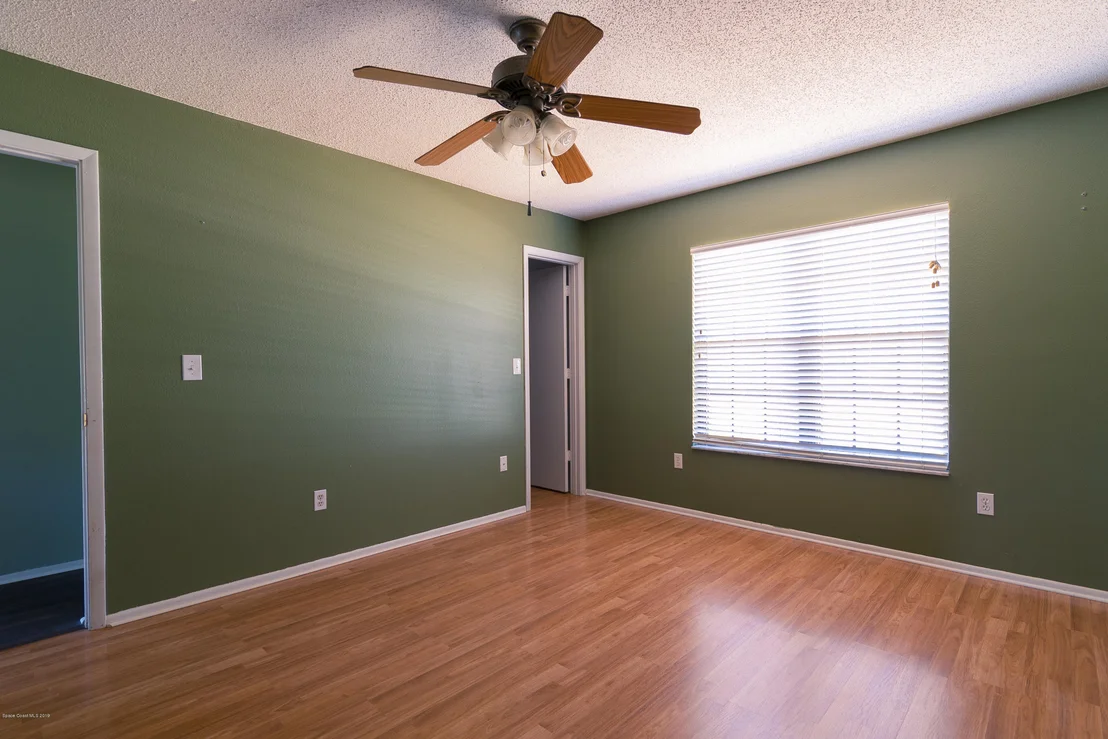 Photo of 949 Ginger Way
