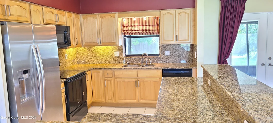 Photo of 6557 Pleasant Avenue