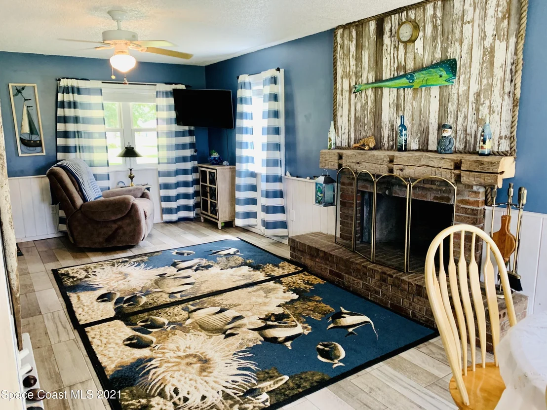 Photo of 3155 Lionel Road