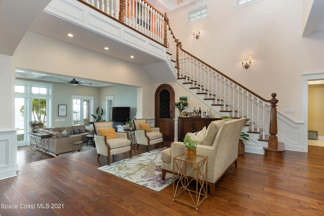 Photo of 857 Indian River Drive