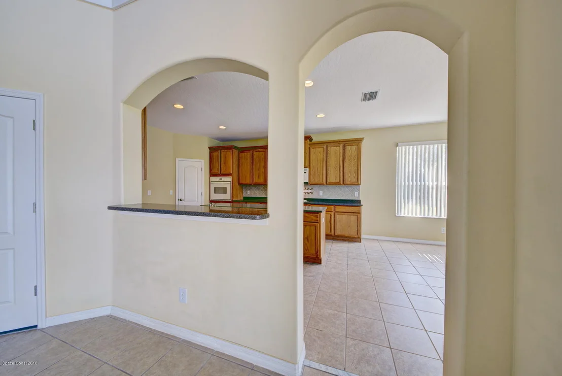 Photo of 3516 Peninsula Circle