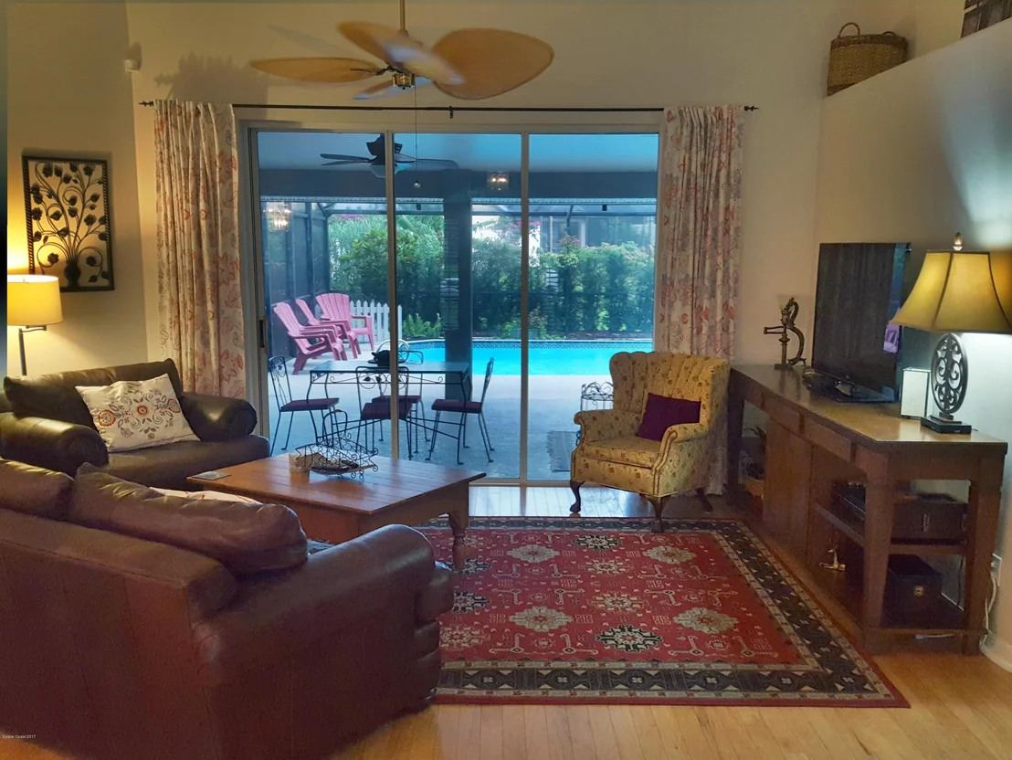 Photo of 302 Island Drive