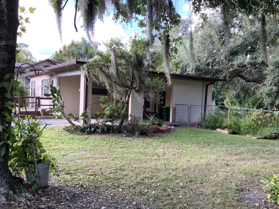 Photo of 2300 Commodore Boulevard